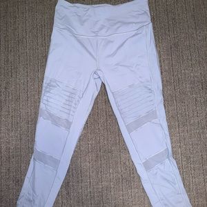 Victoria’s Secret sport leggings